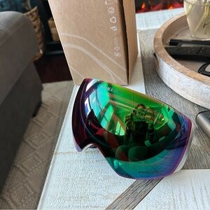 Oakley flight deck prizm ski/snow board goggles with lens!